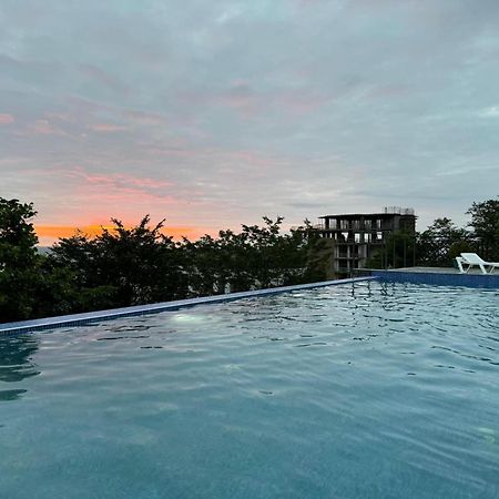 Hotel Biota Kvariati Luaran gambar