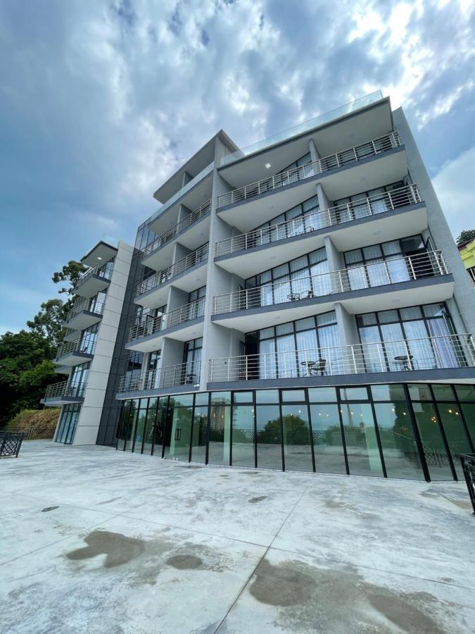 Hotel Biota Kvariati Luaran gambar