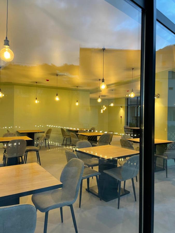 Hotel Biota Kvariati Luaran gambar