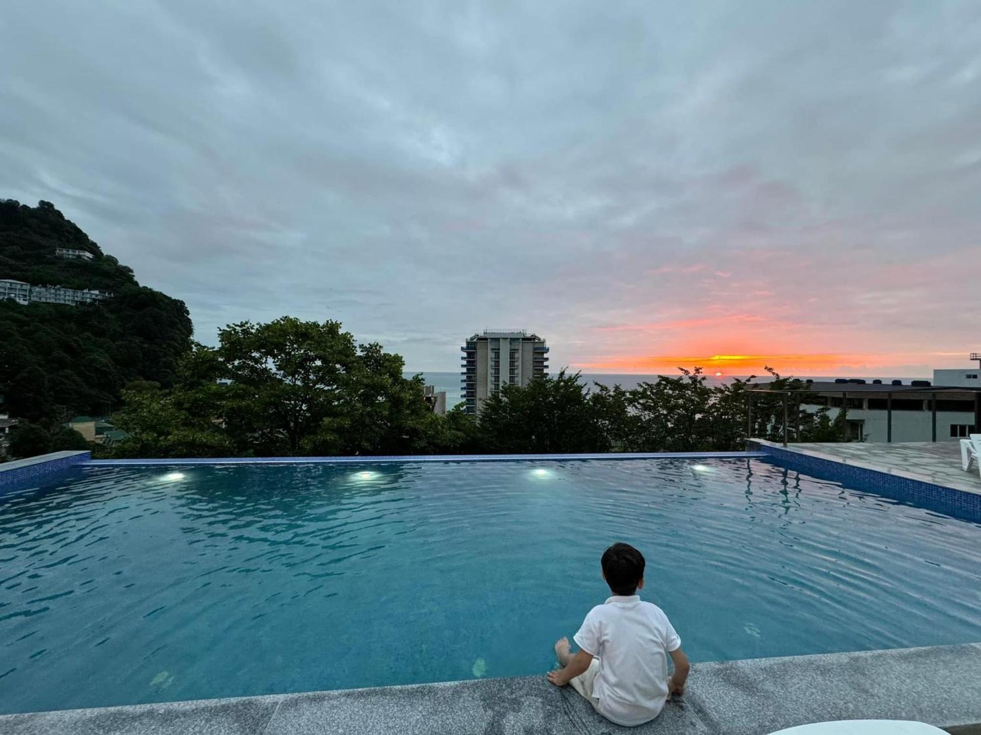 Hotel Biota Kvariati Luaran gambar